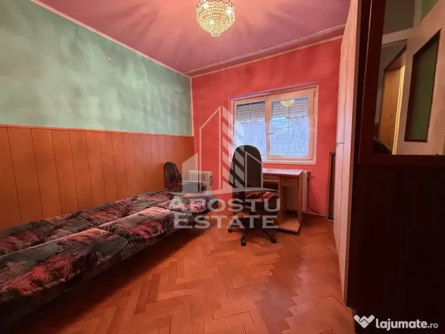 Apartament cu 3 camere, etajul 1, centrala proprie, zona Cotu Mic - Lugoj (Timis)