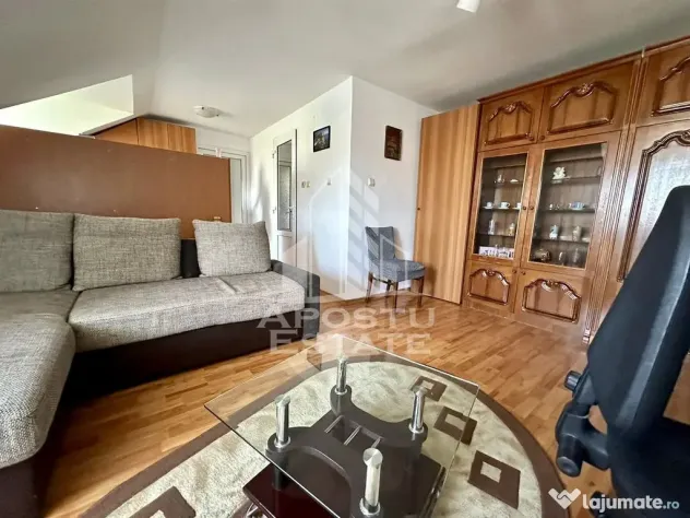Apartament cu 3 camere de vanzare, zona Girocului, Timisoara - Timisoara (Timis)