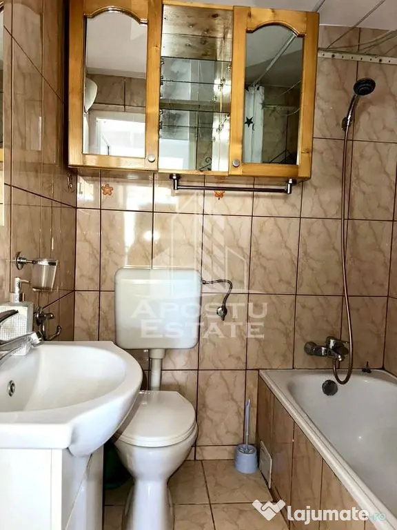 Apartament cu 3 camere de vanzare, zona Girocului, Timisoara - Timisoara (Timis)