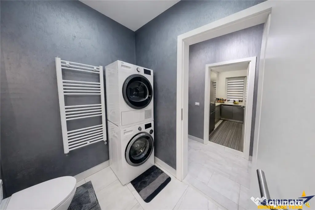 Apartament cu 2 camere de #238;nchiriat #238;n Tractorul, Br - Brasov (Brasov)