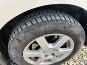 Vând Mazda 5 – 2.0 Diesel, 7 locuri – 2.000 € negociabil 