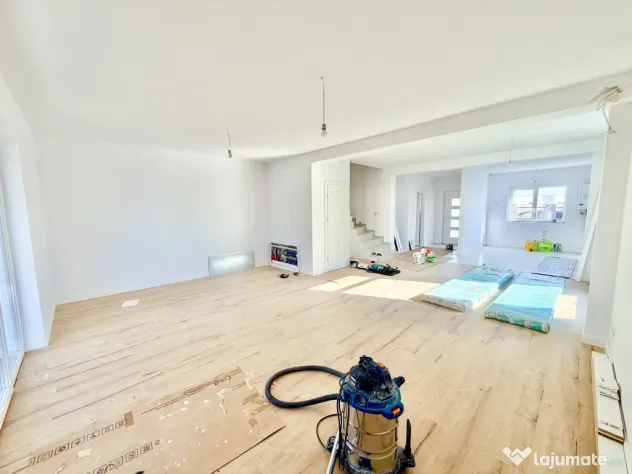 Duplex modern 4 camere - 127 mp - zid izolat fonic - Calea U - Mosnita Noua (Timis)