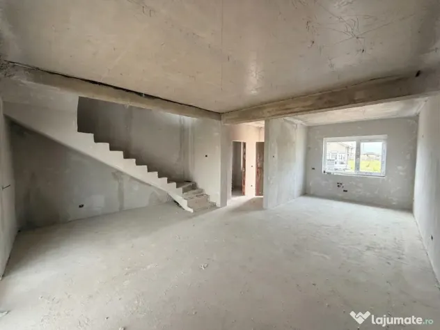 Duplex 4 camere - 3 bai - izolat fonic - aproape de Kaufland - Mosnita Noua (Timis)