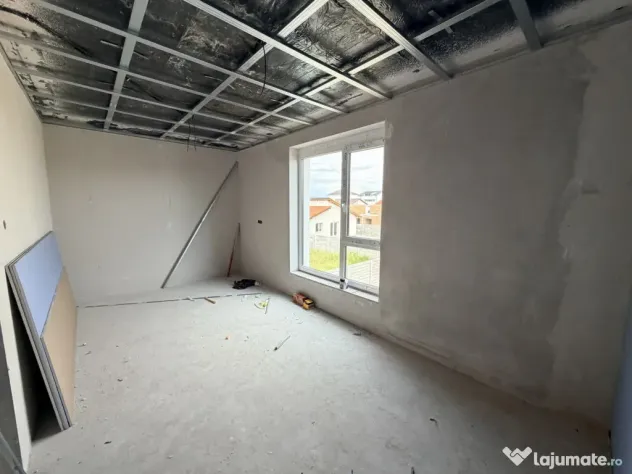 Duplex 4 camere - 3 bai - izolat fonic - aproape de Kaufland - Mosnita Noua (Timis)