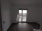 Apartament cu 2 camere, bucatarie inchisa, centrala proprie 