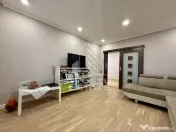 Apartament 3 camere la casa de vanzare, zona Lunei - Timisoara 