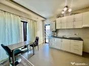 Apartament de vanzare cu 3 camere, etajul intai, Dumbravita 