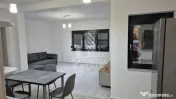 Apartament 3 camere , semidecomandat, zona Lipovei