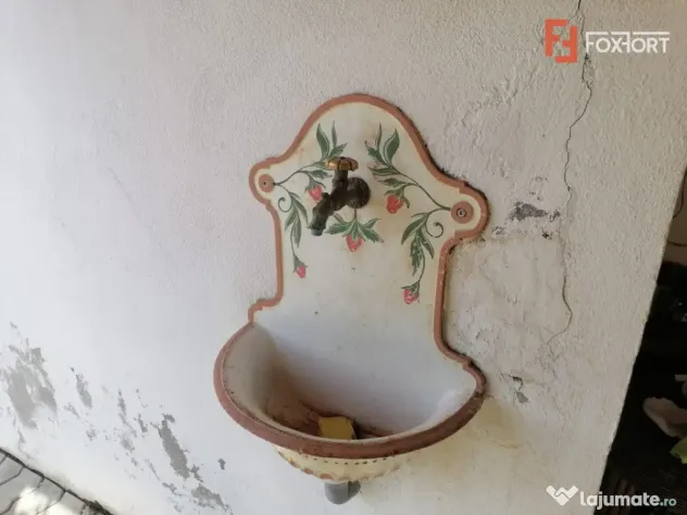 Casa svabeasca de vanzare in Charlottenburg | 4.316 mp teren - Bogda (Timis)