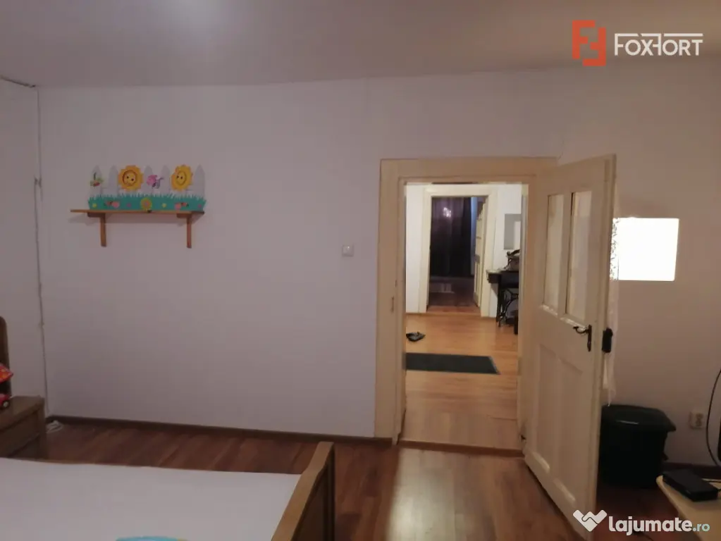 Casa svabeasca de vanzare in Charlottenburg | 4.316 mp teren - Bogda (Timis)