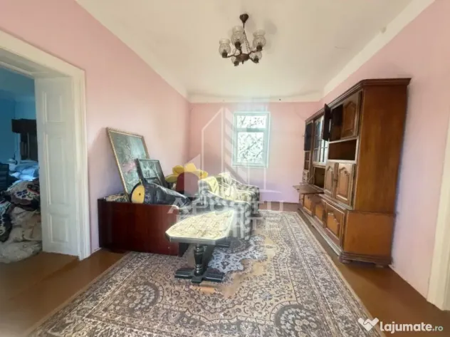 Casa batraneasca cu teren de 3022 mp, in Carani - Carani (Timis)