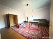 Casa batraneasca cu teren de 3022 mp, in Carani 