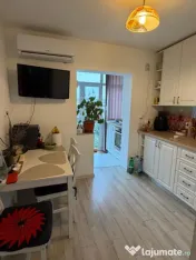 Apartament 3 camere, decomandat, 67.8 mp, zona Valea Roșie 