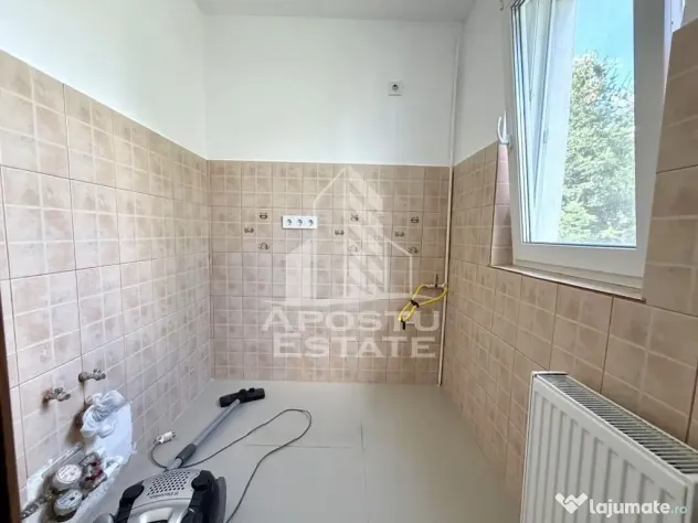 Apartament 2 camere de vanzare, etaj 3, zona Sagului - Timisoara (Timis)