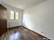 Apartament 2 camere de vanzare, etaj 3, zona Sagului 