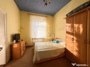 Casa la curte comuna cu 2 familii | 80mp utili | 350 teren | Sagului 
