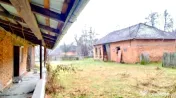 Casa cu potential amenajare pescarie- Zona Varfurile 