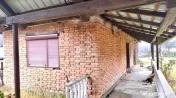 Casa cu potential amenajare pescarie- Zona Varfurile 