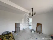 Casa individuala pe etaj de vanzare, renovata complet, Becicherecu Mic 