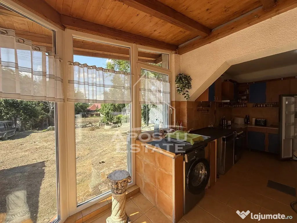 Casa individuala de vanzare cu proiect de extindere, zona Lunei - Timisoara (Timis)