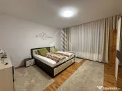 Casa individuala de vanzare cu proiect de extindere, zona Lunei 