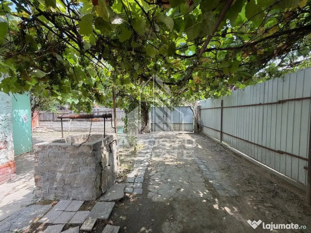 Casa de vanzare, teren 225 mp, zona Fratelia, Bujorilor, Timisoara - Timisoara (Timis)