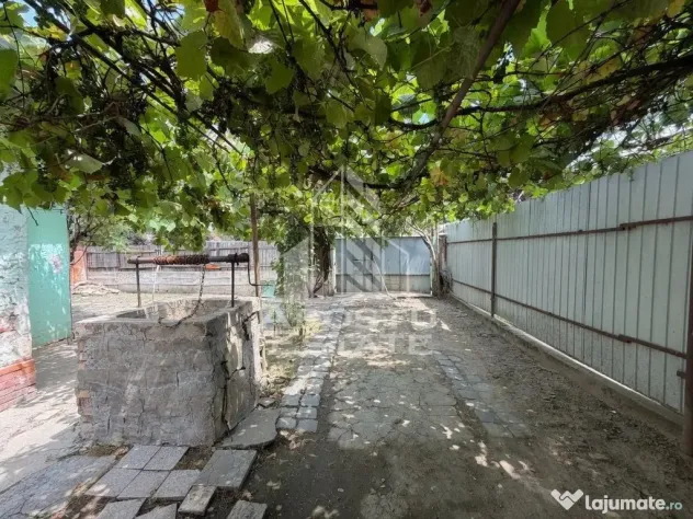 Casa de vanzare, teren 225 mp, zona Fratelia, Bujorilor, Timisoara - Timisoara (Timis)