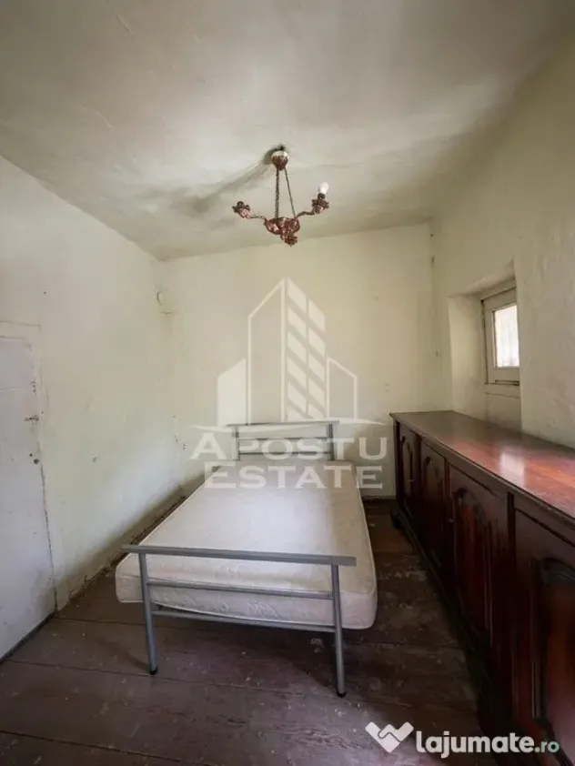 Casa de vanzare, teren 225 mp, zona Fratelia, Bujorilor, Timisoara - Timisoara (Timis)