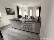 Duplex de vanzare, cu 4 camere si 3 bai, mobilat si utilat,Dumbravita 