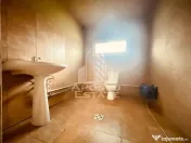 Casa potential turistic si comercial -zona Varfurile 
