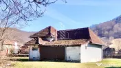 Casa potential turistic si comercial -zona Varfurile 