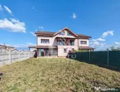 Casa de vanzare spatioasa, 5 camere si 3 bai, Giarmata, Comision 0 