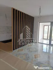 Casa de vanzare spatioasa, 5 camere si 3 bai, Giarmata, Comision 0 