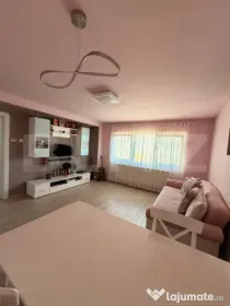 Apartament 3 camere, 82 mp, zona Sud