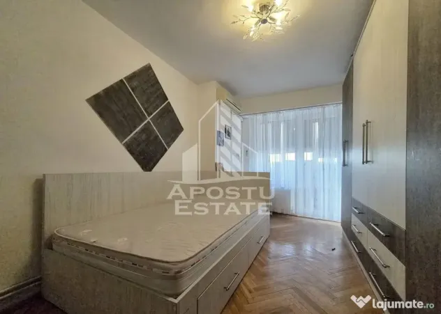 Apartament tip Samanta,zona Polivalenta - Arad (Arad)