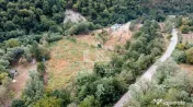 Teren de vanzare, 5000mp, cu iesire la rau, in Borlova, Muntele Mic 