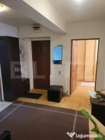Apartament cu 4 camere decomandate de vânzare – Zona Gojd