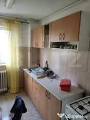 Apartament cu 4 camere decomandate de vânzare – Zona Gojd 
