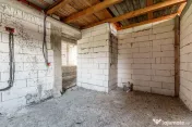 Casa la rosu in Zimandcuz Comision 0 