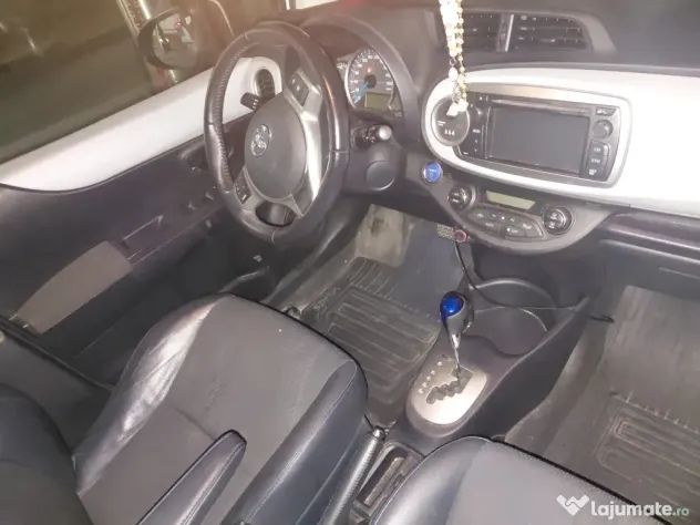 Toyota iaris hibrid, cutie automata, 94700km