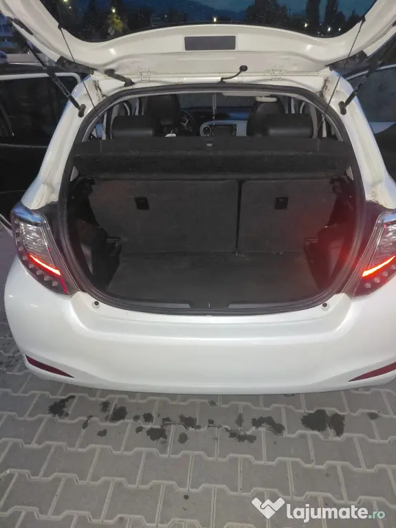Toyota iaris hibrid, cutie automata, 94700km