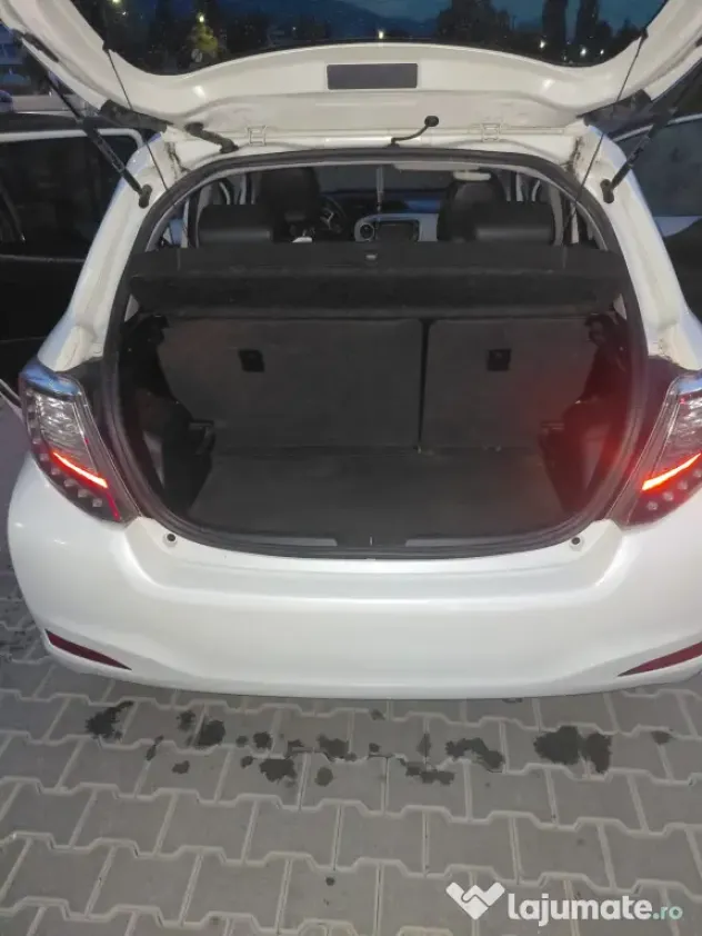Toyota iaris hibrid, cutie automata, 94700km