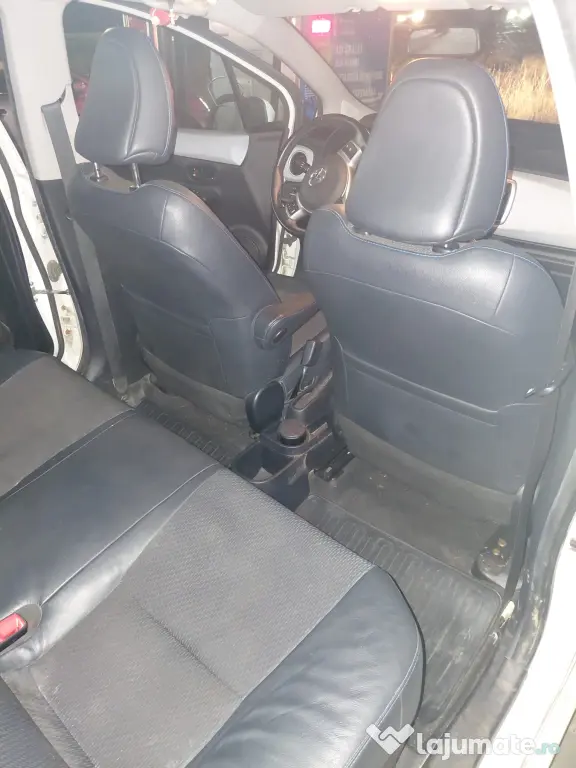Toyota iaris hibrid, cutie automata, 94700km