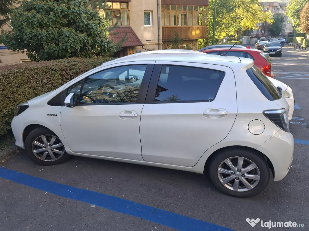 Toyota iaris hibrid, cutie automata, 94700km