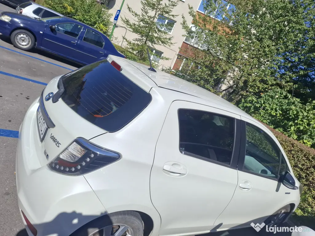 Toyota iaris hibrid, cutie automata, 94700km