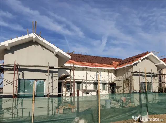 DUPLEX IN ZONA DE TOP - PERETE COMUN IZOLAT FONIC - MANSARDA - Mosnita Noua (Timis)