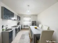 Apartament 2 camere, semidecomandat, zona Lipovei