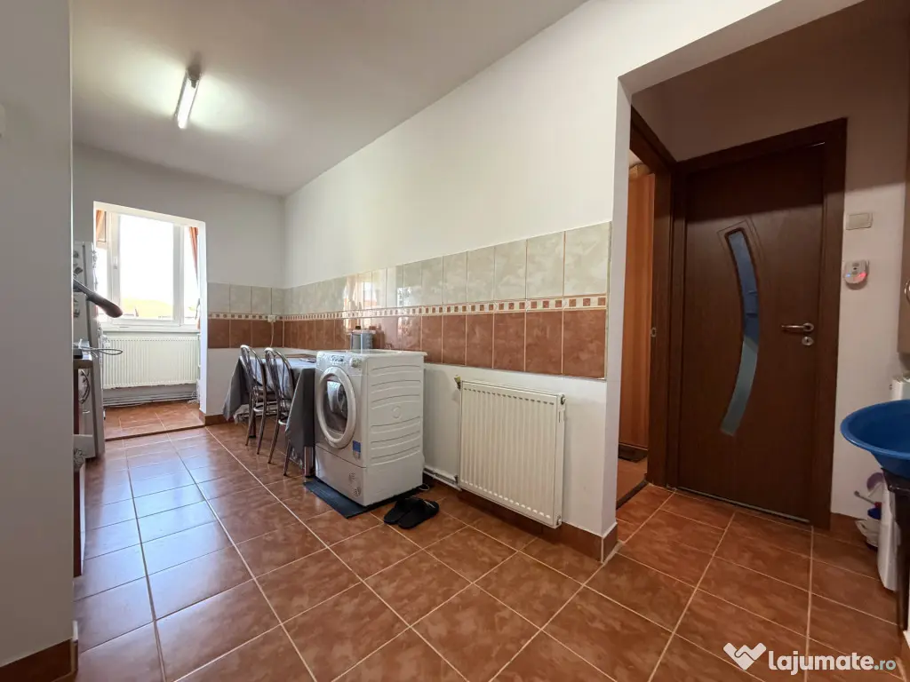 Apartament cu 2 camere,decomandat,47 mp utili, acoperis tigl - Timisoara (Timis)