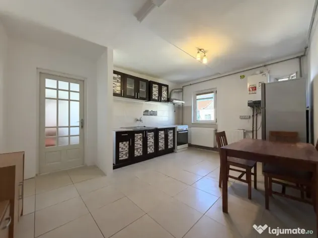 Apartament 2 camere, 52mp utili,balcon 4mp, renovat - Lipove - Timisoara (Timis)
