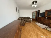 Apartament spatios, 3 camere, decomandat - Lipovei